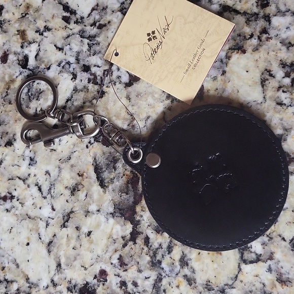 Patricia Nash Black Liscia Mirror Keyring Fob Charm - Picture 2 of 5